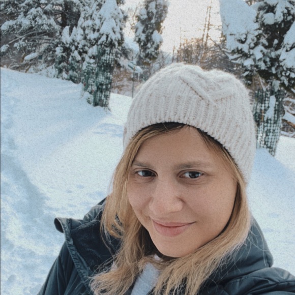 Meet your Posher, Adi - Picture 3 of 5